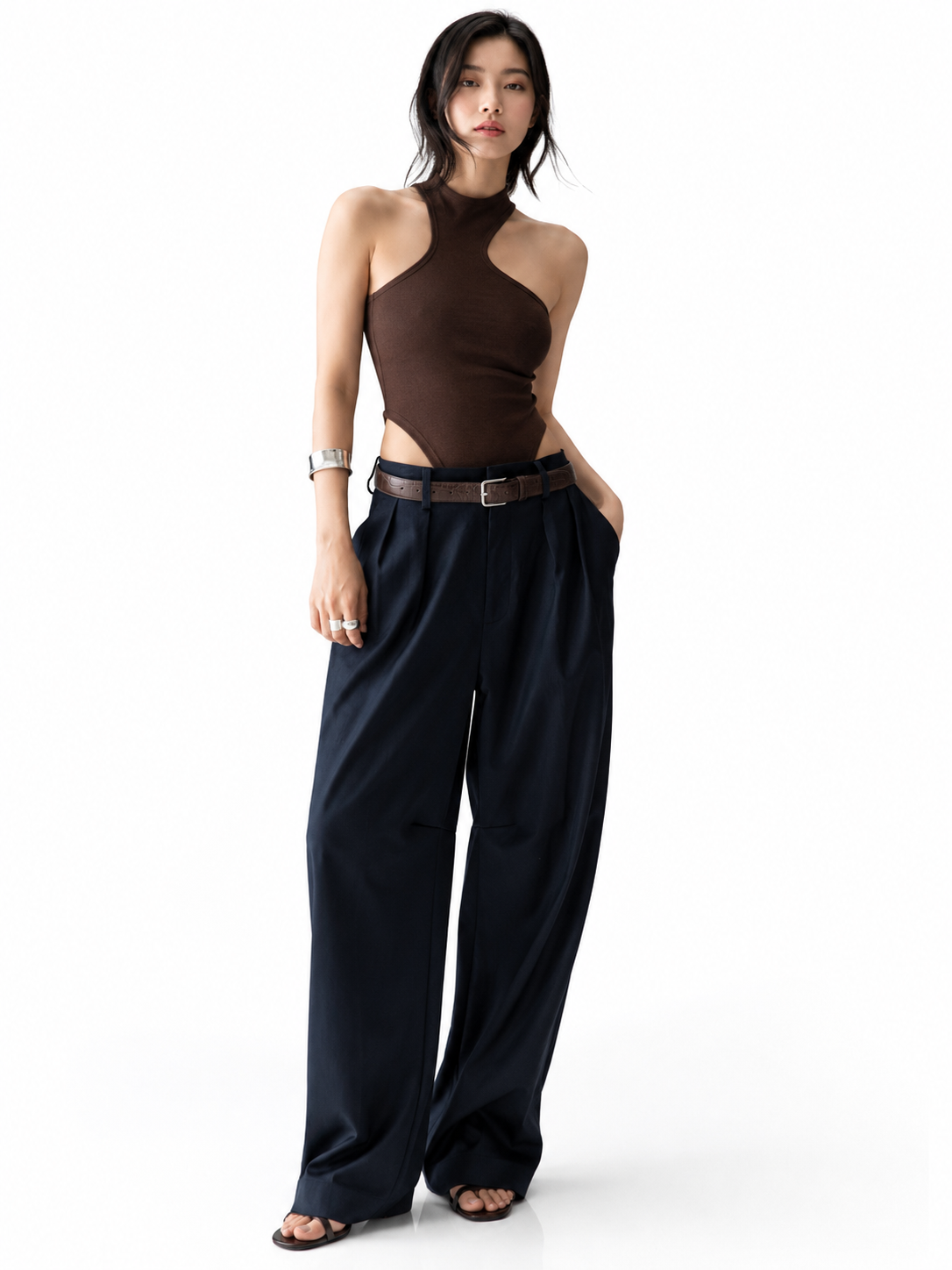 FRONT-PLEATED TROUSERS (بنطلون)“METROPOLIS”