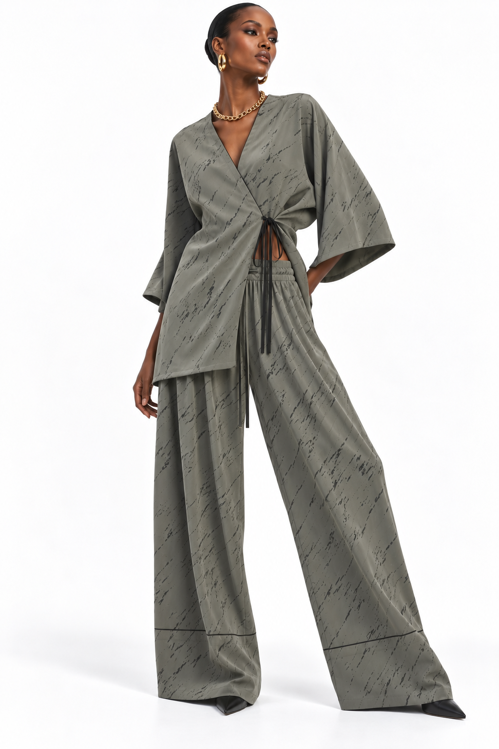 ABSTRACT KIMONO TIE-WAIST CO-ORD SET تعيين (KIMONO & PANTS) “MESSI“