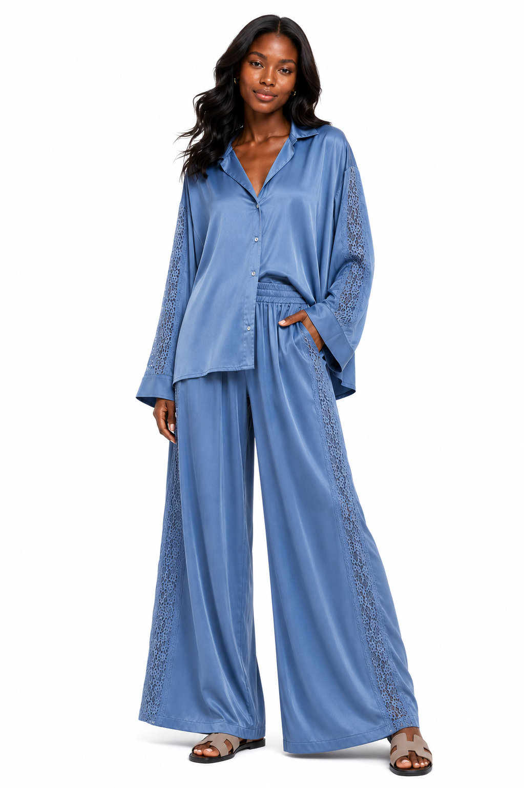 TWO-PIECE CO-ORD LACE SET  زوج “LUNA”