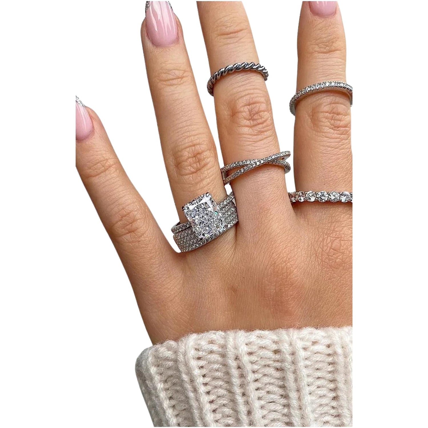 AURA RING (الخاتم)