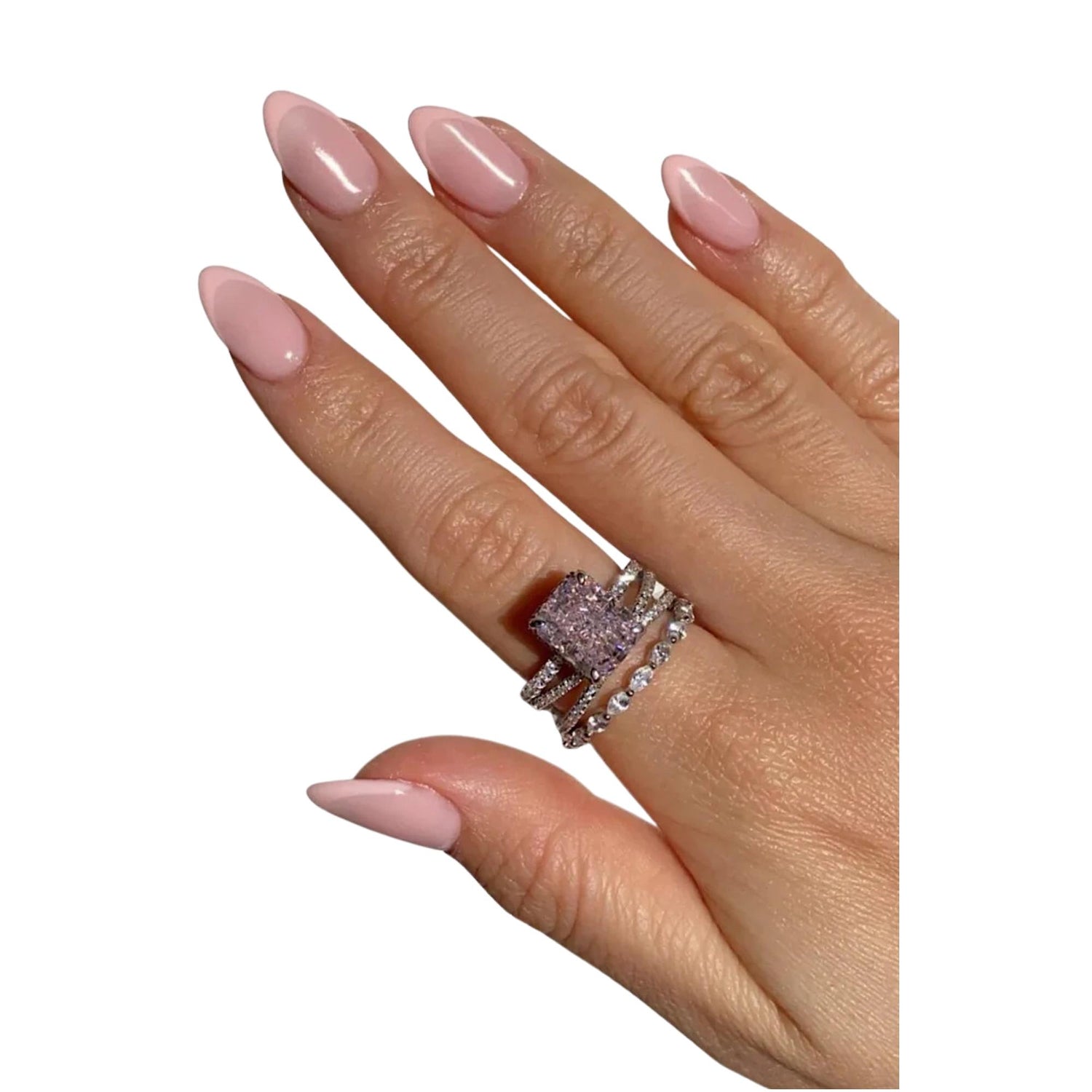 AURA RING (الخاتم)