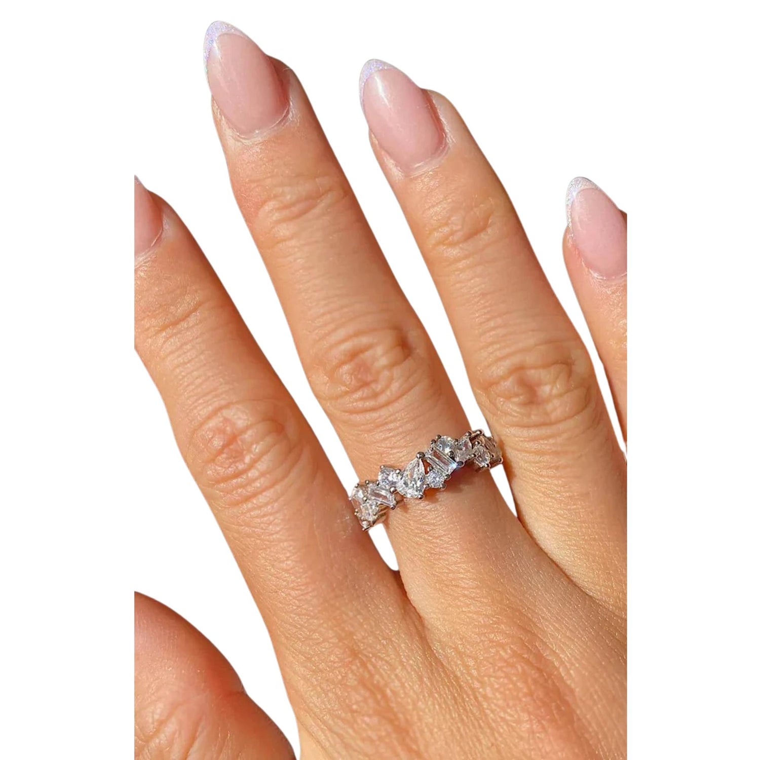 AUREA RING (الخاتم)
