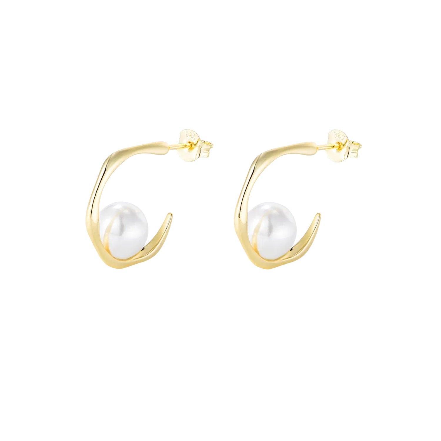 C-SHAPE FULL ROUND MOTHER OF PEARL EARRINGS(الأقراط)