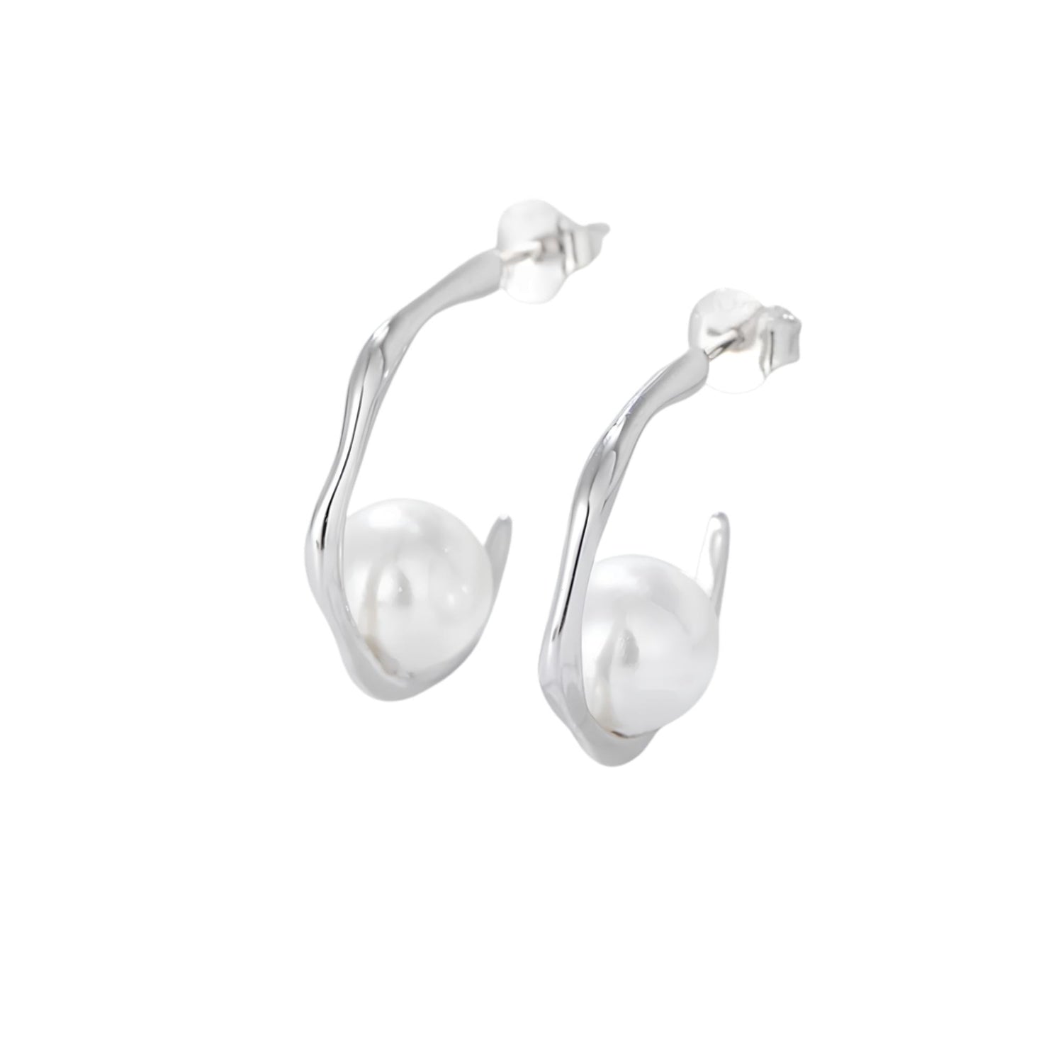 C-SHAPE FULL ROUND MOTHER OF PEARL EARRINGS(الأقراط)