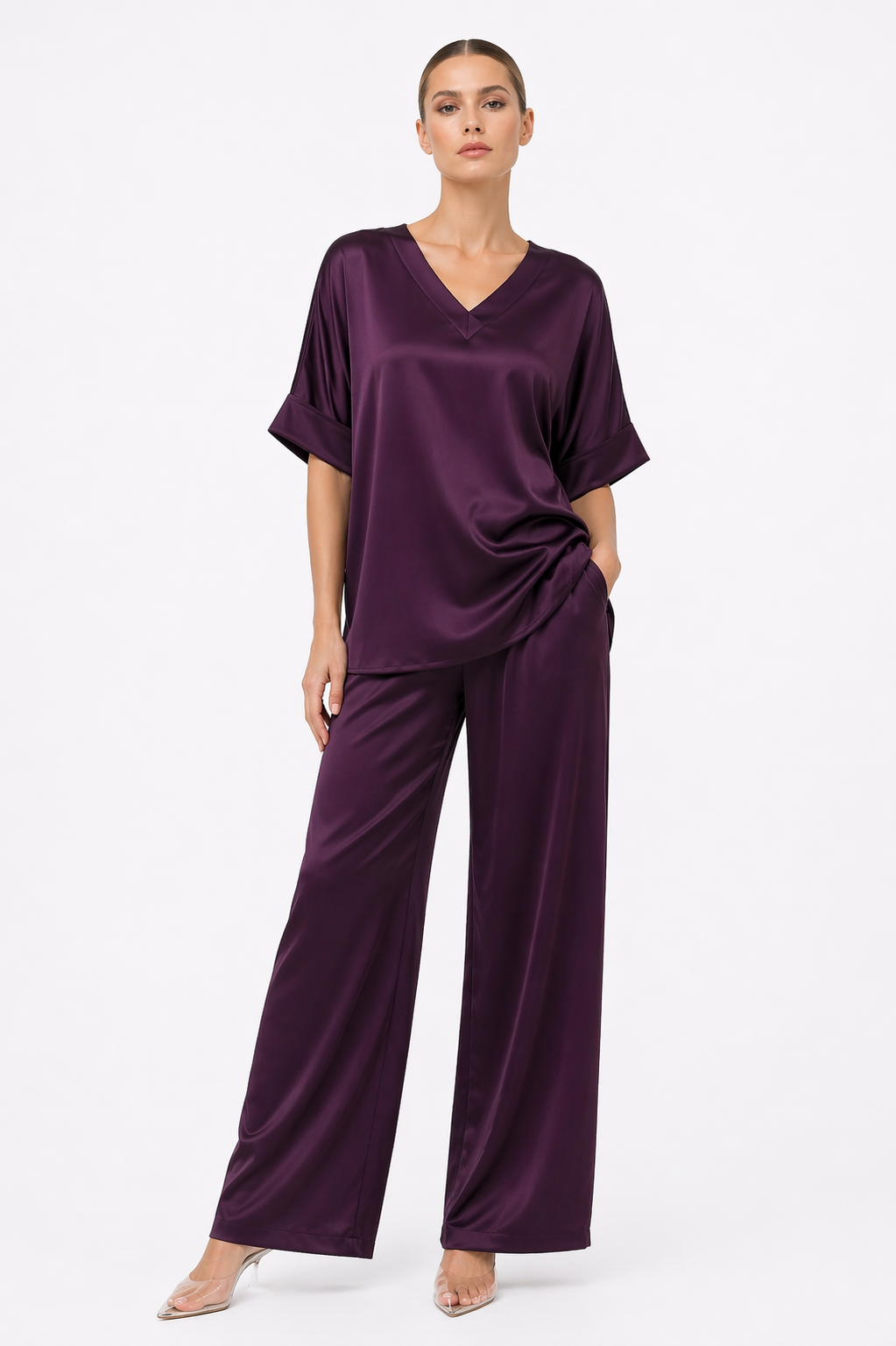 SOFTLINE V-NECK TOP (قميص) “ISOLDE”
