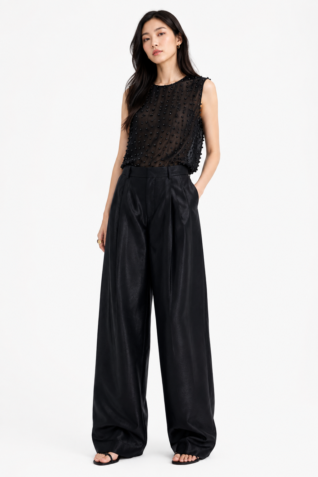 FRONT-PLEATED TAILORED TROUSERS (بنطلون)“VELORÉ”