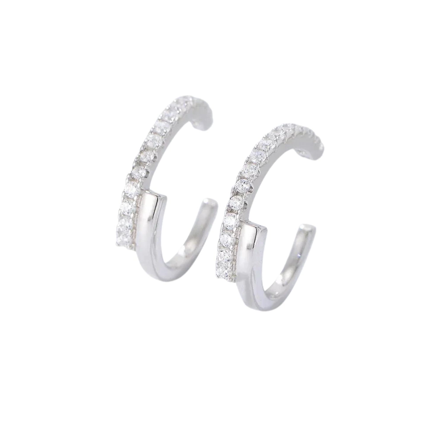 CIRCLE-SHAPED EAR CUFF (الأقراط)