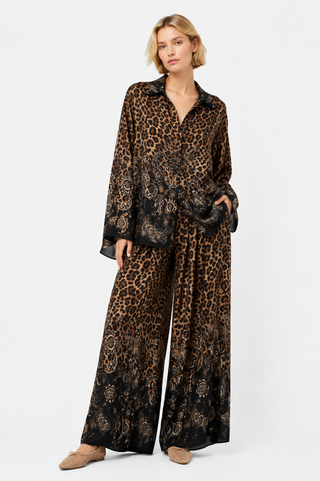 LOOSE FIT CO-ORD SET زوج (SHIRT & TROUSERS قميص وبنطلون) “SAVANNAH WHISPER”