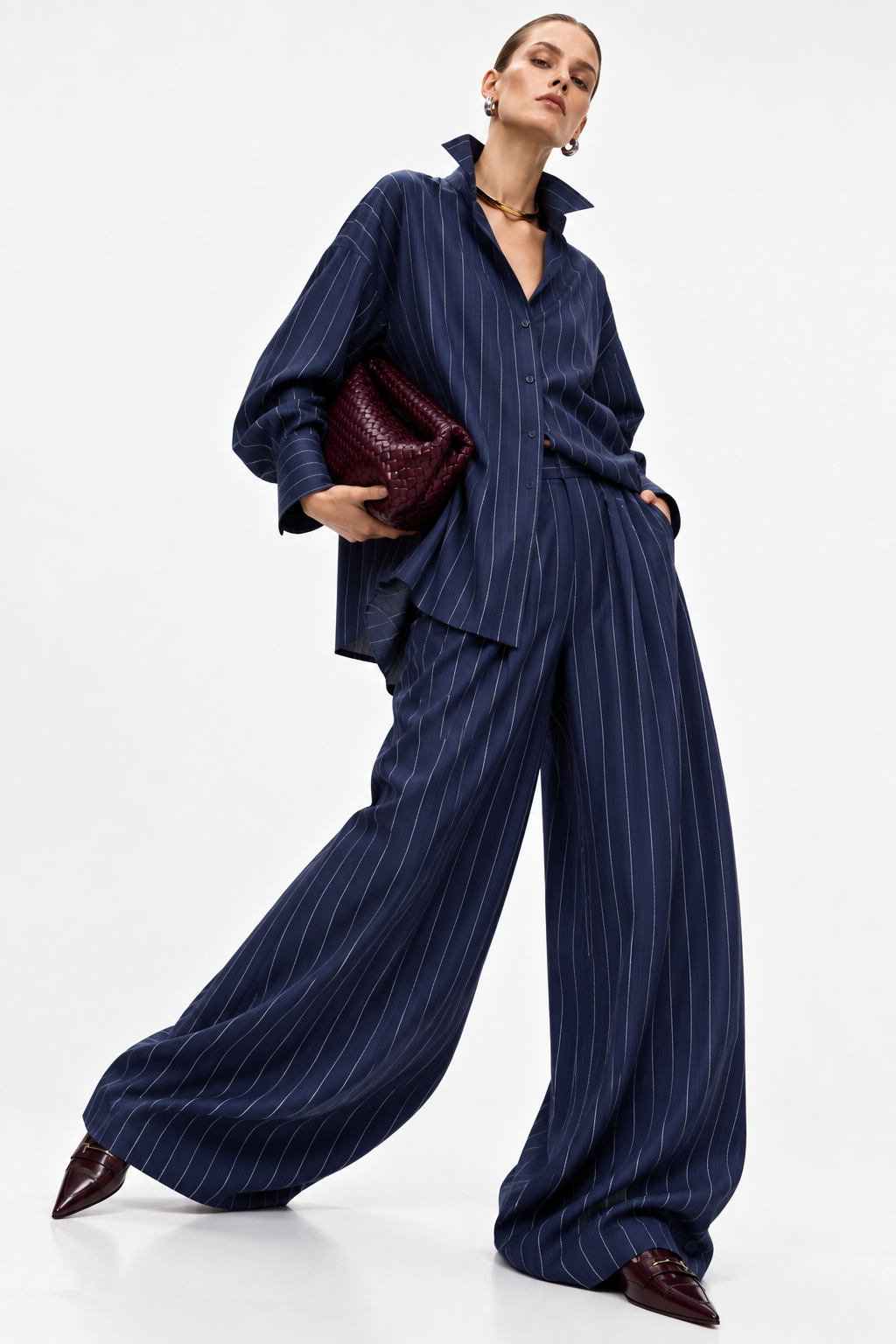 LOOSE FIT PINSTRIPE CO-ORD SET  زوج (SHIRT & PANTS قميص وبنطلون) “LARINA"