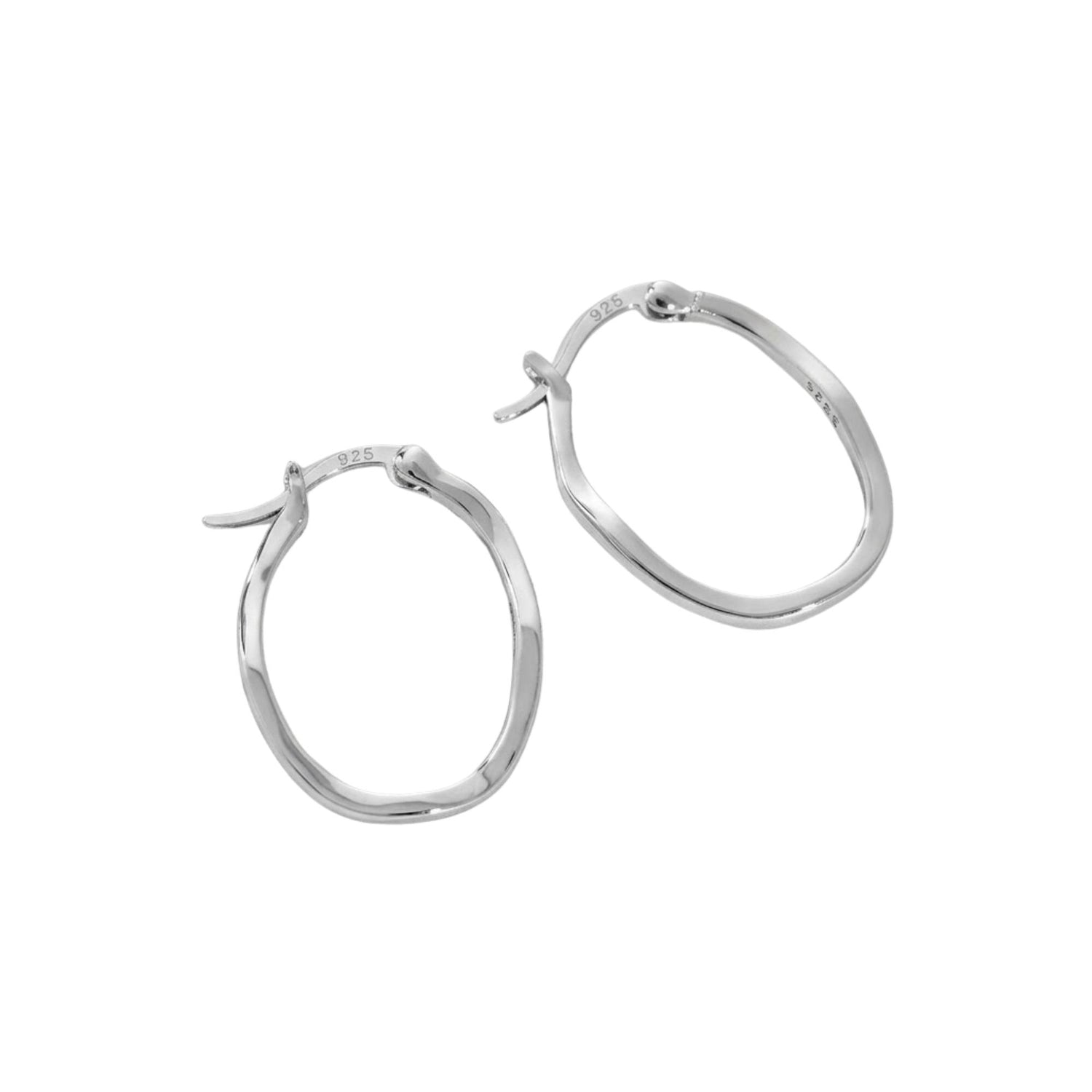 HAMMER GRAIN IRREGULAR ROUND EARRINGS (الأقراط)