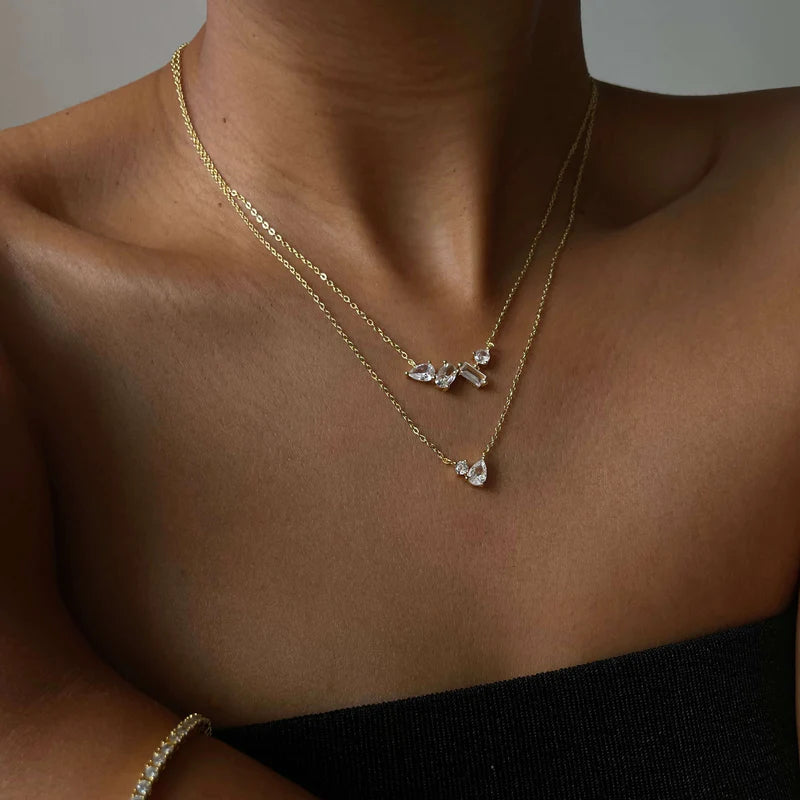 ELYSIA NECKLACE  (العقد)
