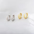 GLOSSY STRIPE ROUND HUGGIE EARRINGS (الأقراط)