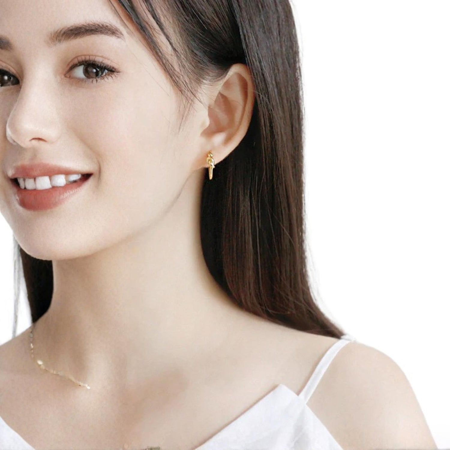 KNOT EARRINGS (الأقراط)