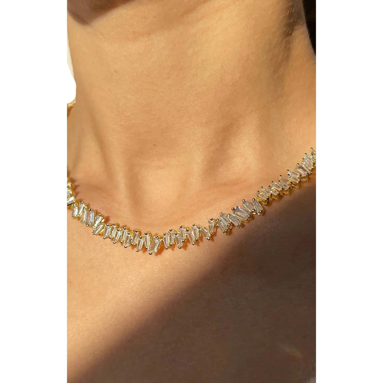 LUMEN NECKLACE (العقد)
