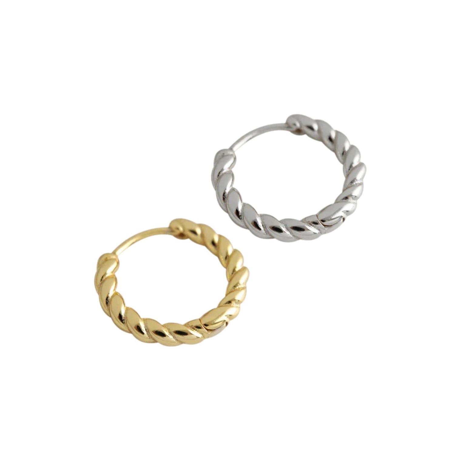 MINIMALISTIC TWISTED EARRINGS (الأقراط)