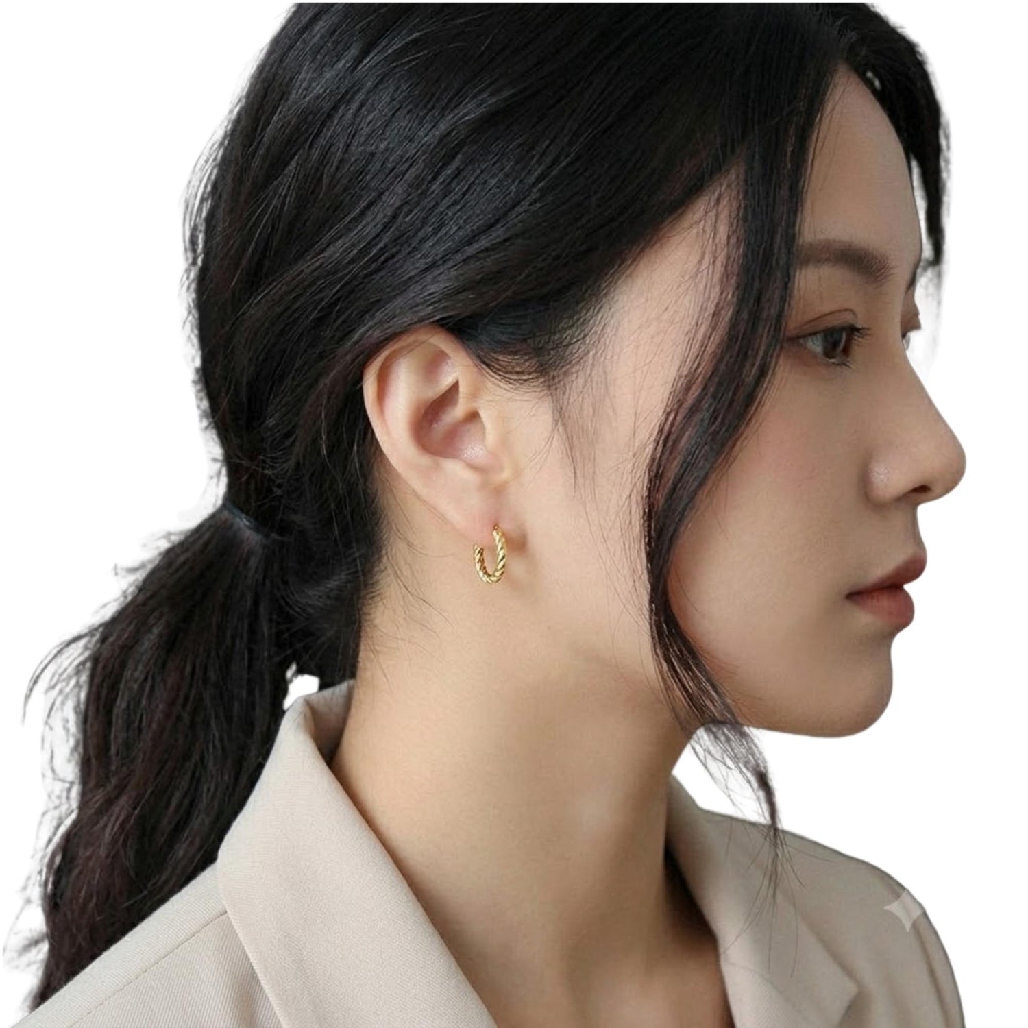MINIMALISTIC TWISTED EARRINGS (الأقراط)