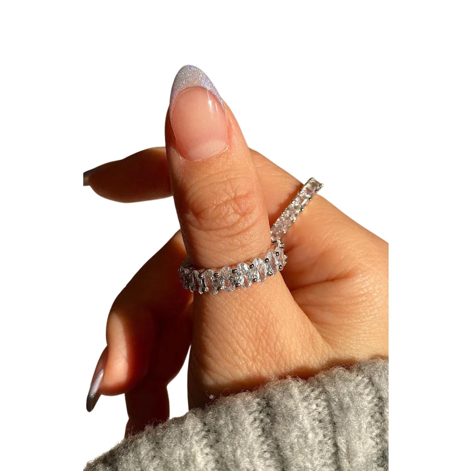 OVAL CUT BAND (الخاتم)