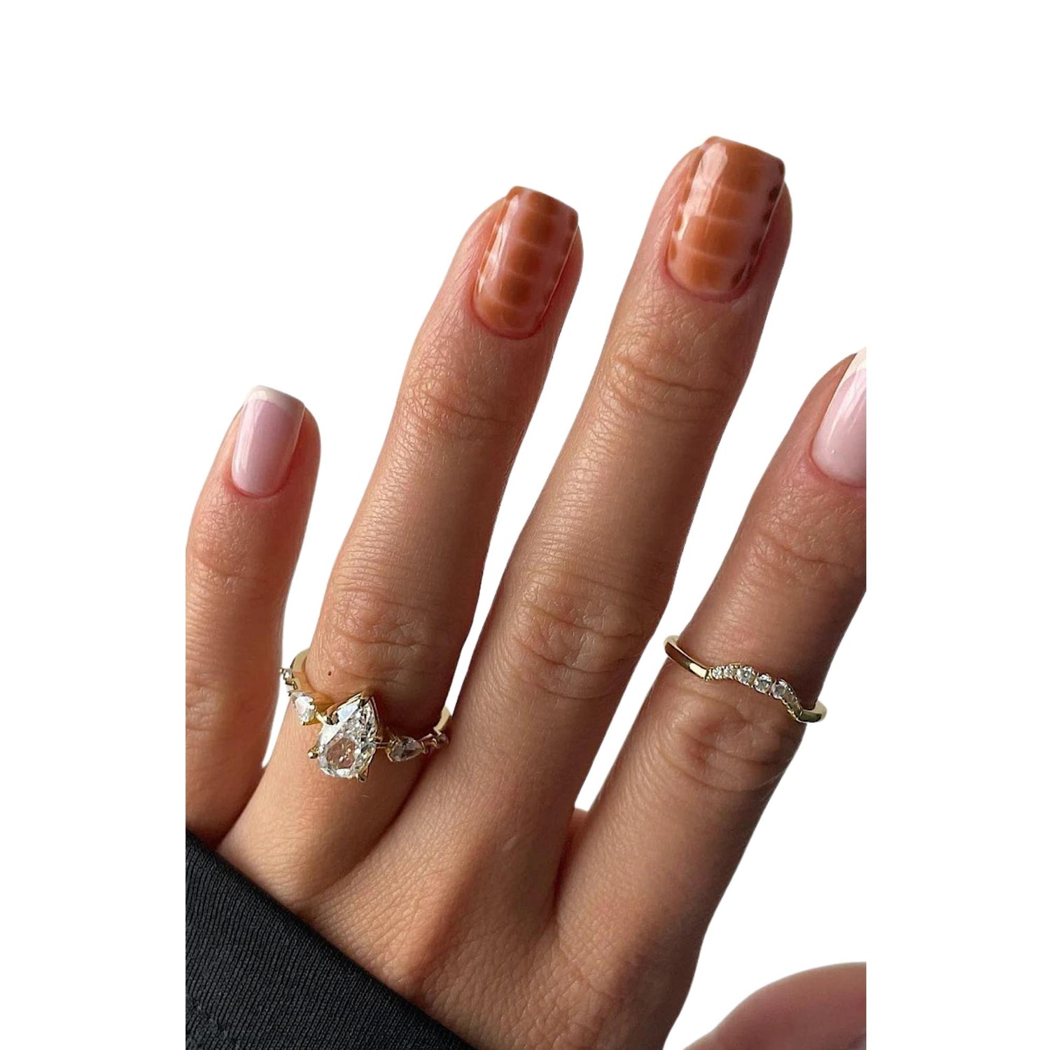 PAVE HEX / STACKING RING (الخاتم)