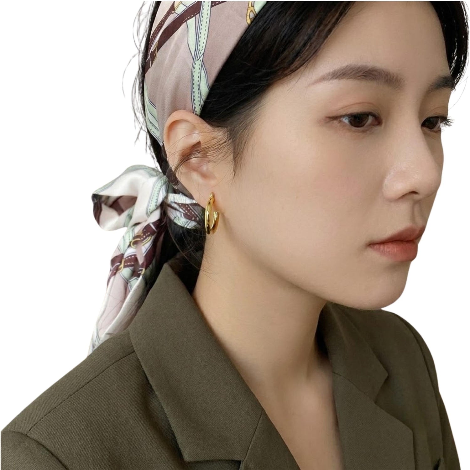 RING CIRCLE EARRINGS (الأقراط)