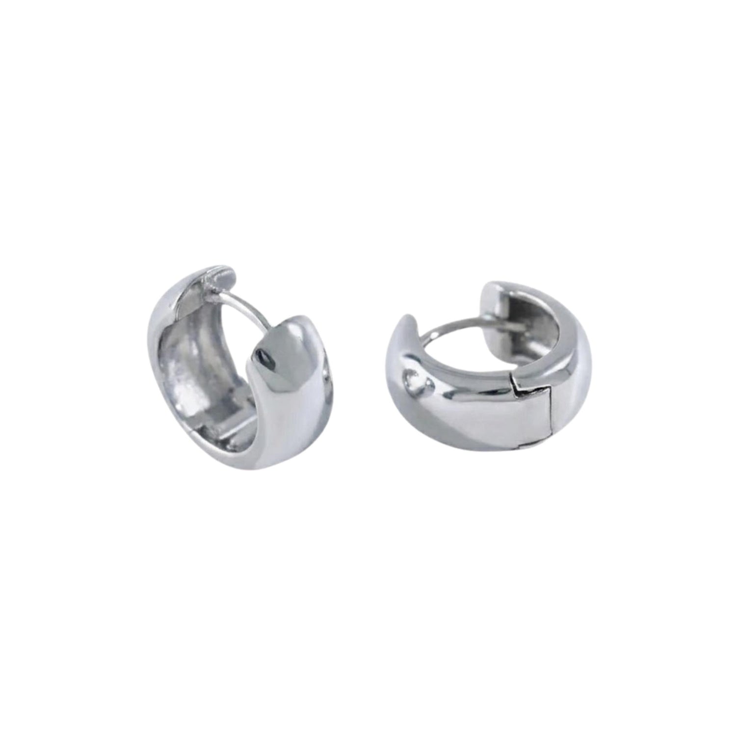 ROUND BUCKLE EARRINGS (الأقراط)