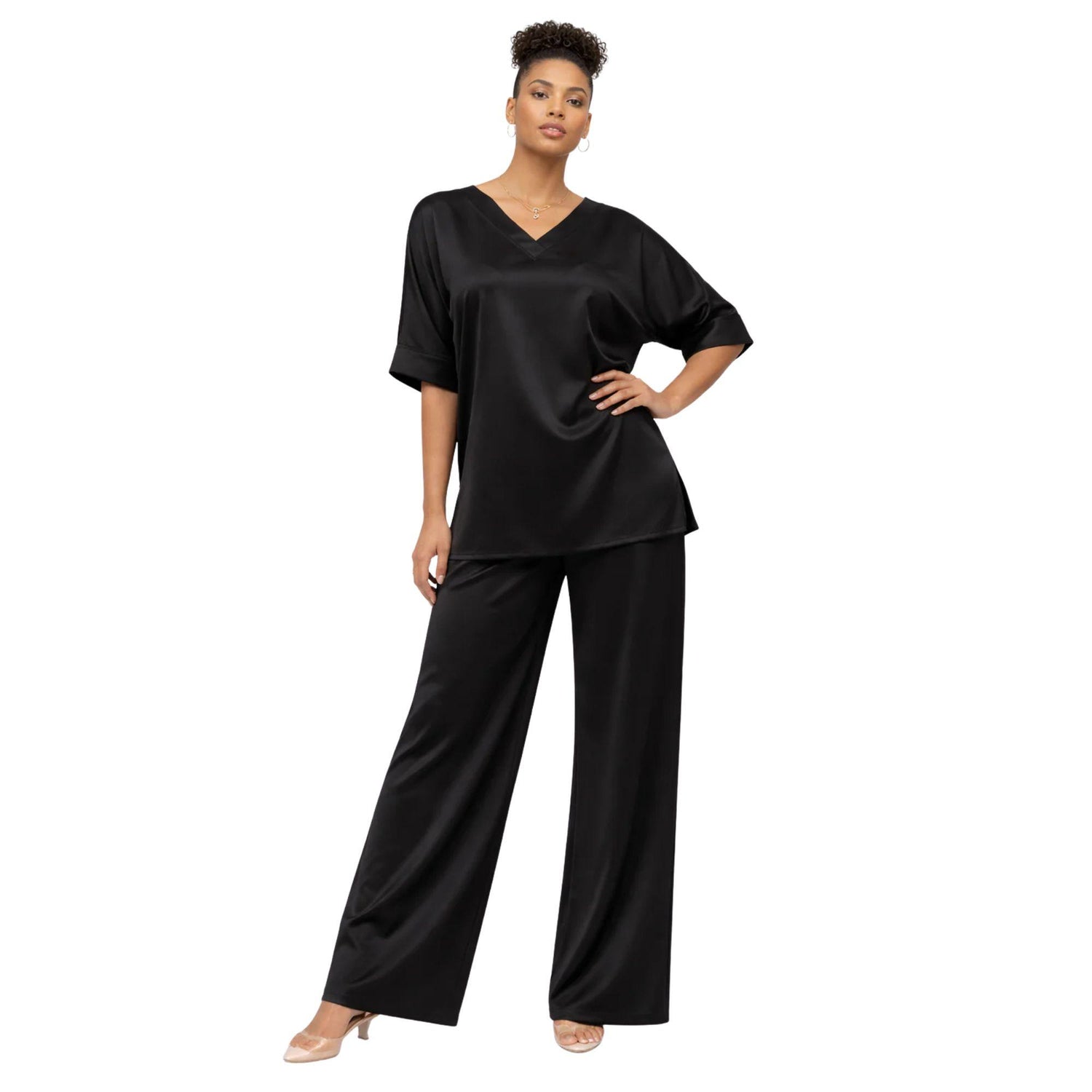 SOFTLINE V-NECK TOP (قميص) “ISOLDE”