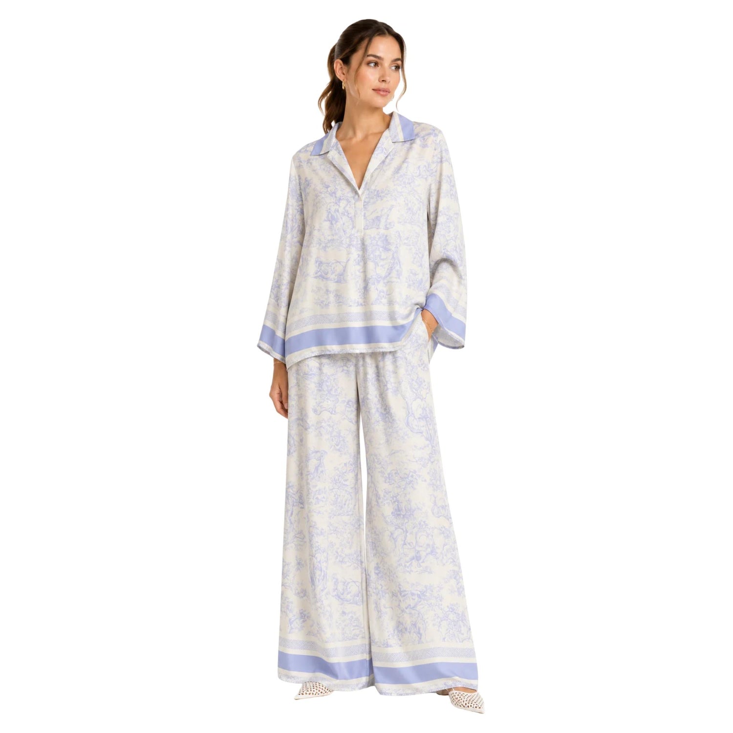 TWO-PIECE CO-ORD LOUNGE SET  زوج “TOILE DE JOUY”