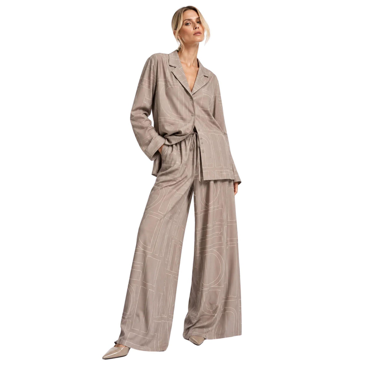 TWO-PIECE CO-ORD SET زوج “GEO LUX”