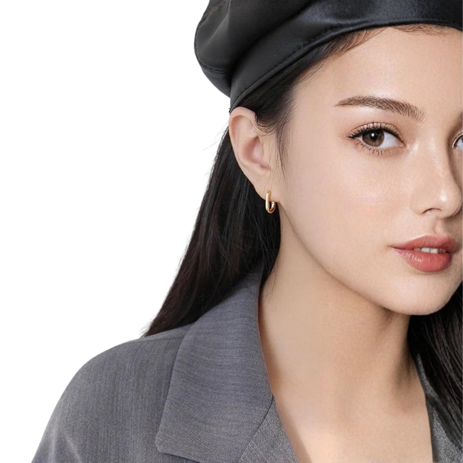 VINTAGE OVAL RING CIRCLE EARRINGS (الأقراط)